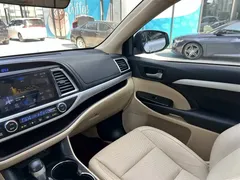 2021 Toyota Highlander 2.0T 2WD Luxury 7, белый — фото 30