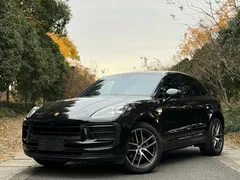 2023 Porsche Macan 2.0T, чёрный — фото 1