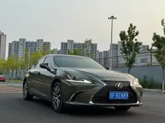 2020 Lexus ES 200, зелёный — фото 3