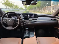 2020 Lexus ES 200, зелёный — фото 11