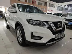 2021 Nissan X-Trail 2.0L CVT 2WD XL ITS Comfort, белый — фото 3