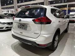 2021 Nissan X-Trail 2.0L CVT 2WD XL ITS Comfort, белый — фото 14