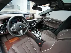 2022 BMW 5 Series 5 525Li M, чёрный — фото 3
