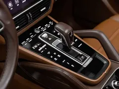 2022 Porsche Cayenne 3.0T Platinum, чёрный — фото 3
