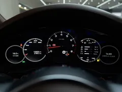 2022 Porsche Cayenne 3.0T Platinum, чёрный — фото 15