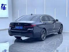 2022 BMW 5 Series 525Li M, чёрный — фото 13