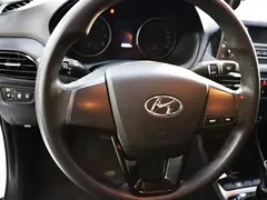 2018 Hyundai Elantra 1.6L AT GL V, белый — фото 15