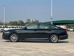 2022 Honda Accord 260TURBO Luxury, чёрный — фото 13