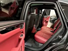 2022 Porsche Macan 2.0T, зелёный — фото 9