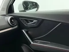 2022 Audi Q2L 35 TFSI, белый — фото 8
