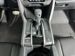 2021 Honda Civic HATCHBACK 220TURBO CVT cool control, белый — фото 10
