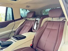 2021 Mercedes-Benz Maybach GLS 600 4MATIC, чёрный — фото 12