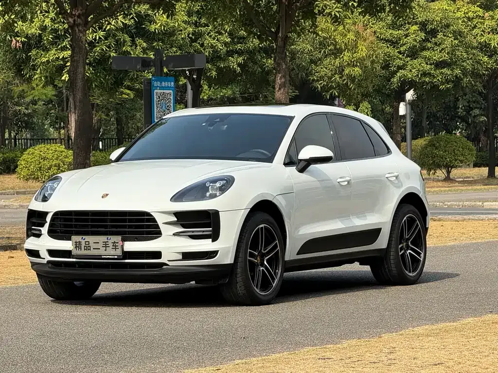 2021 Porsche Macan 2.0T