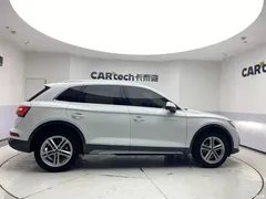 2021 Audi Q5L 40 TFSI Fashionable and Elegant, белый — фото 4