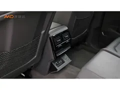 2020 Volkswagen Touareg 3.0TSI VI — фото 6