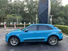 2020 Porsche Macan 2.0T, синий — фото 3