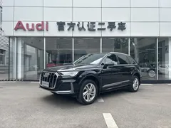 2023 Audi Q7 45 TFSI quattro S line, чёрный — фото 3
