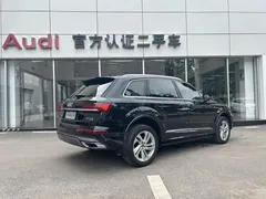 2023 Audi Q7 45 TFSI quattro S line, чёрный — фото 8
