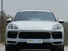 2023 Porsche Cayenne 3.0T Platinum Edition, белый — фото 3