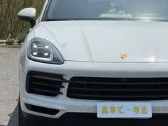 2023 Porsche Cayenne 3.0T Platinum Edition, белый — фото 5