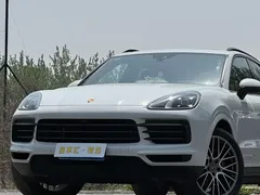 2023 Porsche Cayenne 3.0T Platinum Edition, белый — фото 6