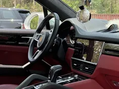 2023 Porsche Cayenne 3.0T Platinum Edition, белый — фото 13