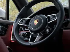 2023 Porsche Cayenne 3.0T Platinum Edition, белый — фото 19
