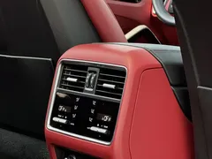 2023 Porsche Cayenne 3.0T Platinum Edition, белый — фото 24