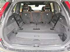 2021 Volvo XC90 B5 Luxury 7-seat, чёрный — фото 19
