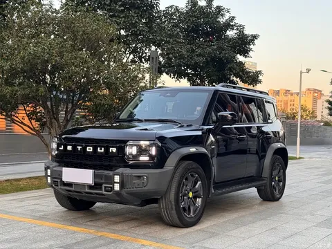 2023 Jetour Jietu Traveler 2.0T 4WD Cross PRO