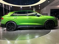 2022 Audi RS Q8 RS Q8 4.0T — фото 7