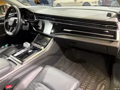 2022 Audi RS Q8 RS Q8 4.0T — фото 24