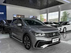 2022 Volkswagen Tiguan L 330TSI AT 2WD R-Line — фото 3