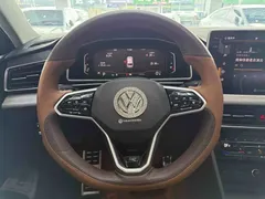 2022 Volkswagen Tiguan L 330TSI AT 2WD R-Line — фото 7