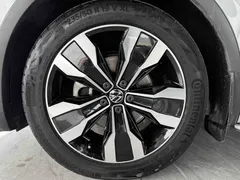 2022 Volkswagen Tiguan L 330TSI AT 2WD R-Line — фото 12
