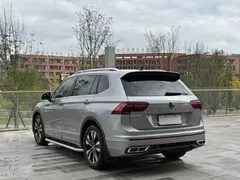 2022 Volkswagen Tiguan L 330TSI AT 2WD R-Line — фото 19