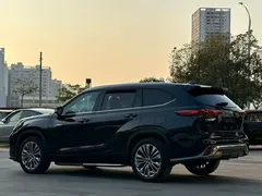 2022 Toyota Highlander Hybrid 2.5L 4WD Supreme 7, чёрный — фото 11