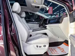 2022 Volkswagen Viloran 380TSI Premium — фото 9