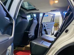 2021 Toyota Wildlander 2.0L CVT 2WD Luxury — фото 16