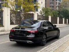 2022 Mercedes-Benz E-Class New Energy modified E 350 e L plug-in hybrid sedan, чёрный — фото 18