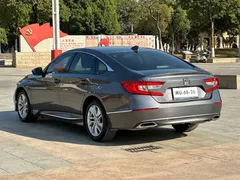 2018 Honda Accord 260TURBO Elite VI — фото 7