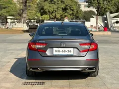 2018 Honda Accord 260TURBO Elite VI — фото 8