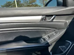 2018 Honda Accord 260TURBO Elite VI — фото 19