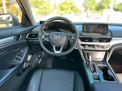 2018 Honda Accord 260TURBO Elite VI — фото 23
