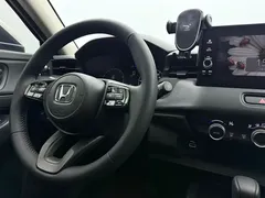 2023 Honda Vezel 1.5L CVT Tech, белый — фото 11