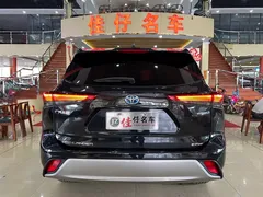2022 Toyota Highlander Hybrid 2.5L 4WD Premium 7, чёрный — фото 4