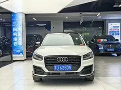 2021 Audi Q2L 35 TFSI, белый — фото 2