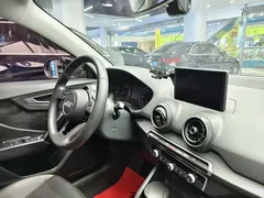 2021 Audi Q2L 35 TFSI, белый — фото 14