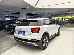 2021 Audi Q2L 35 TFSI, белый — фото 17