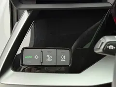 2022 Audi A3 Sportback 35 TFSI, белый — фото 14